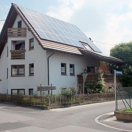 Haus Am Bergli Apartment แฮร์บอลซ์ไฮม์ ห้อง รูปภาพ