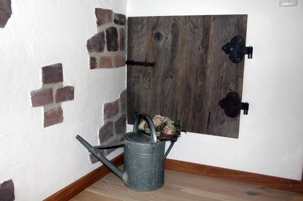 Haus Am Bergli Apartment แฮร์บอลซ์ไฮม์ ห้อง รูปภาพ