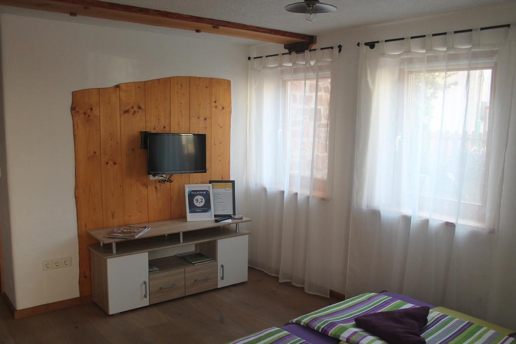 Haus Am Bergli Apartment แฮร์บอลซ์ไฮม์ ภายนอก รูปภาพ